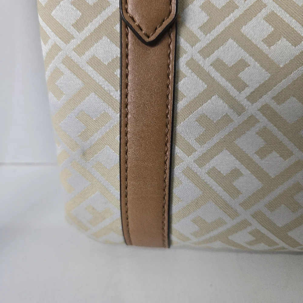Tommy Hilfiger Cream Print Crossbody Bag